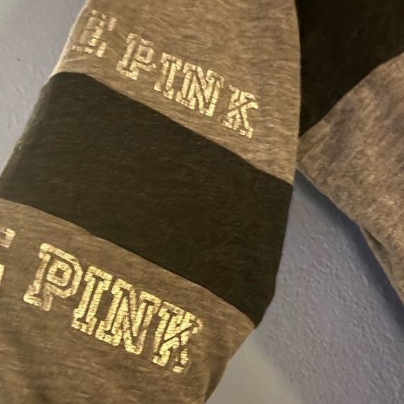 PINK Victoria's Secret Black and Gray Short Sleeve Tee - Picture 3 of 6